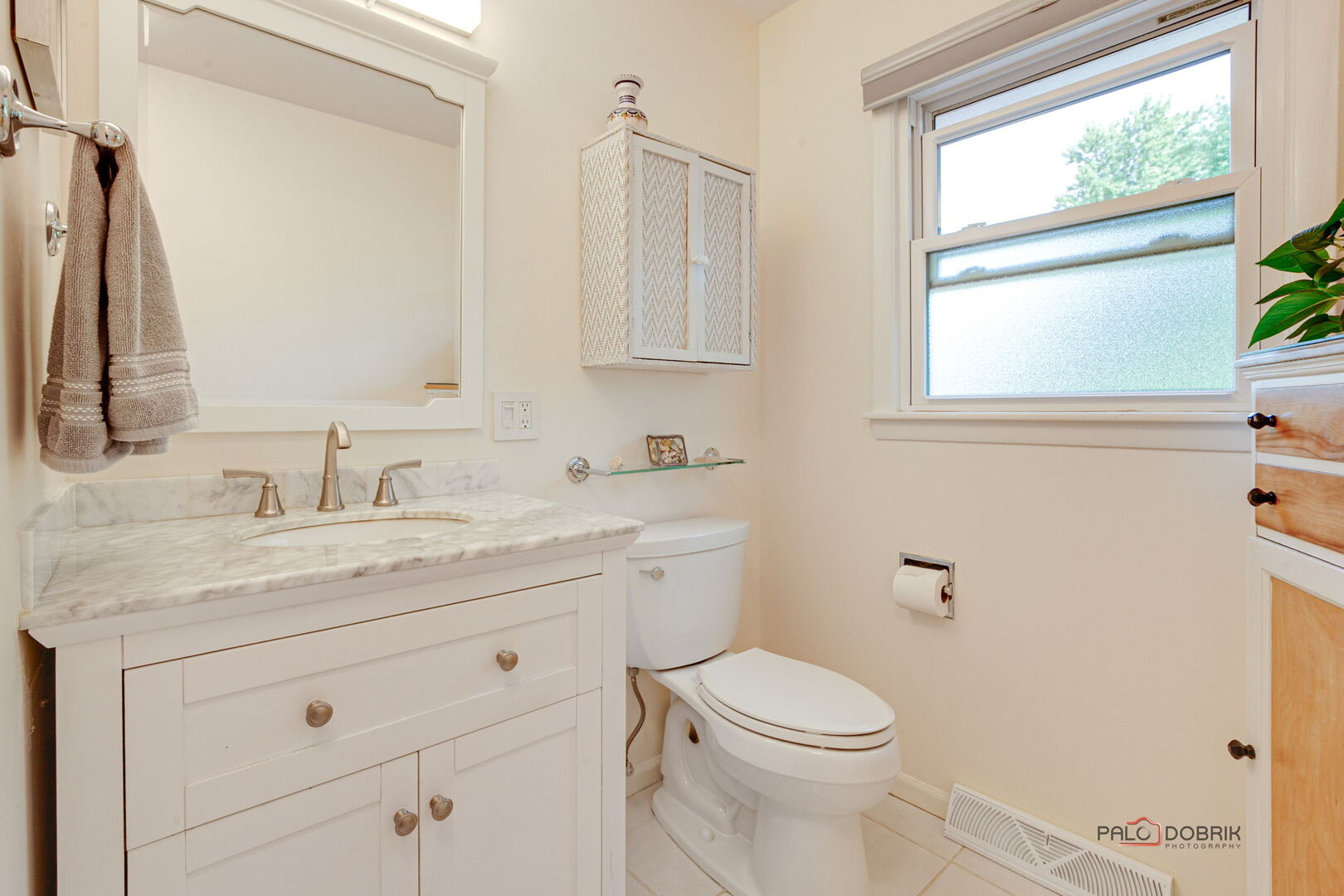 15396 W Clover Lane, Libertyville, IL 60048