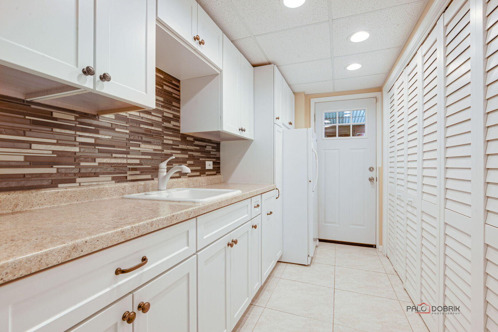 15396 W Clover Lane, Libertyville, IL 60048