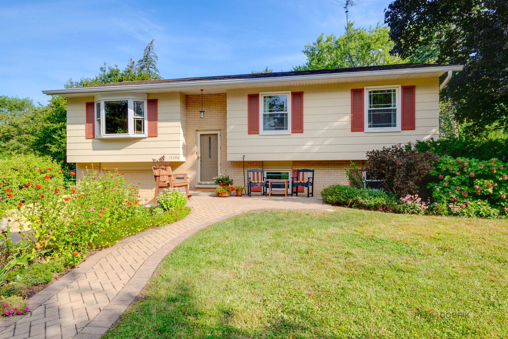 15396 W Clover Lane, Libertyville, IL 60048