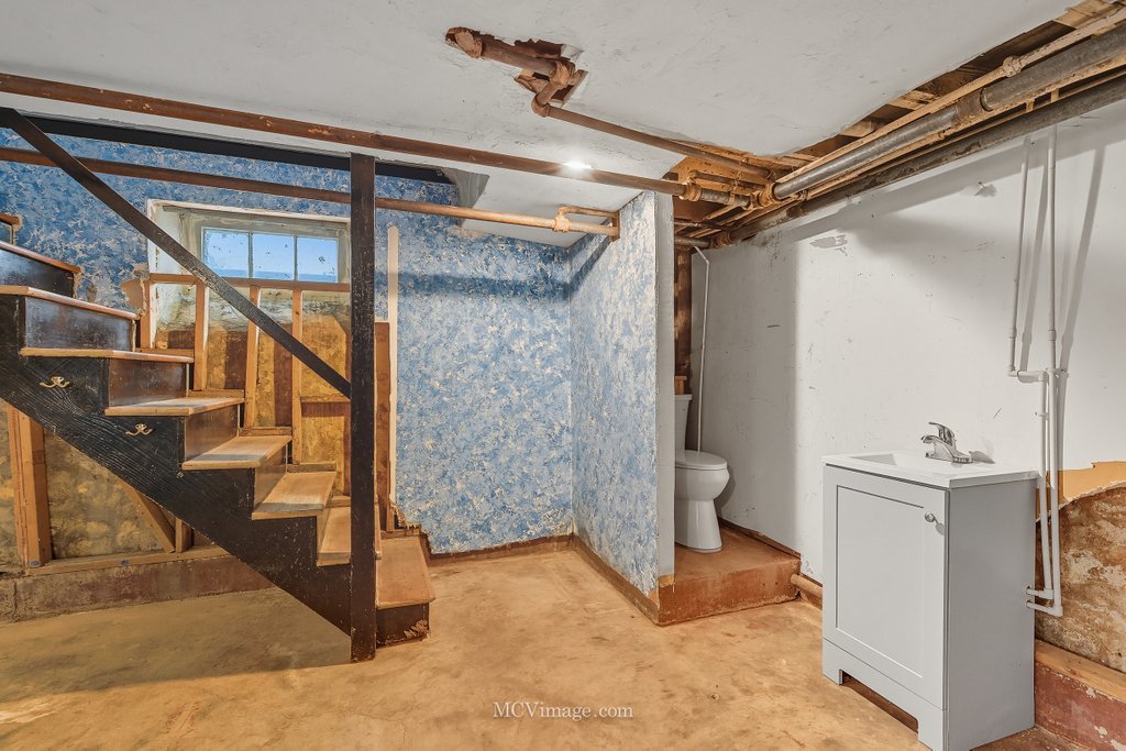 814 S Washington Street, Lockport, IL 60441