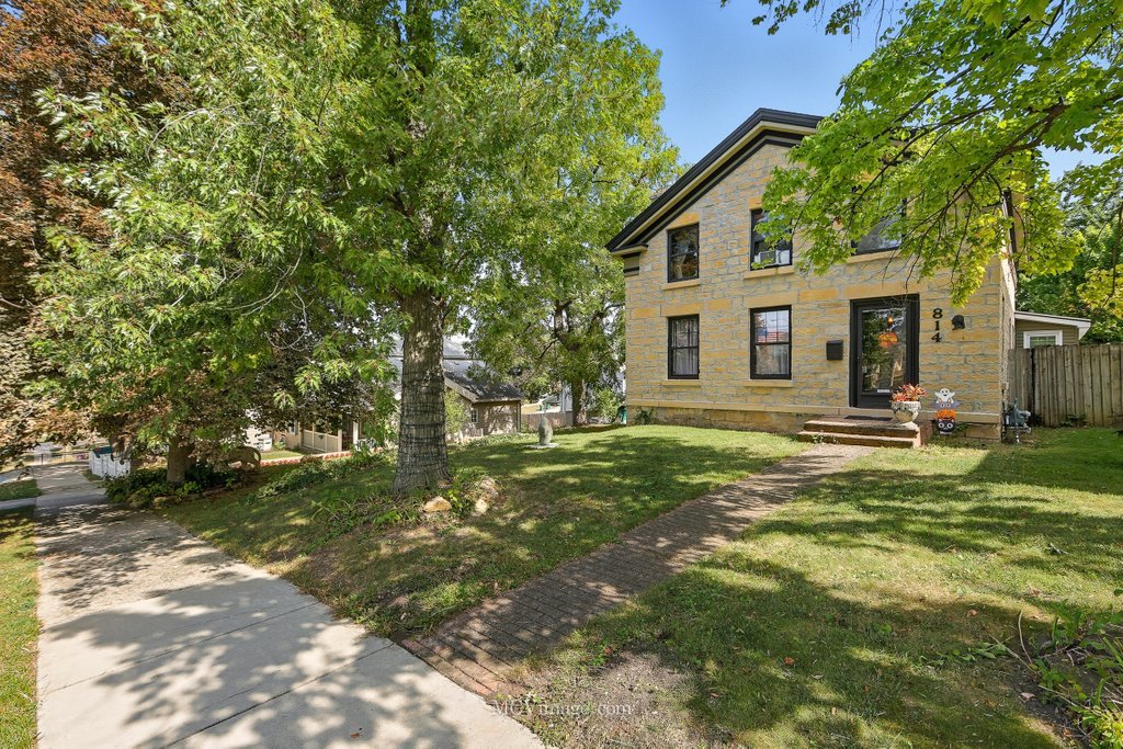 814 S Washington Street, Lockport, IL 60441