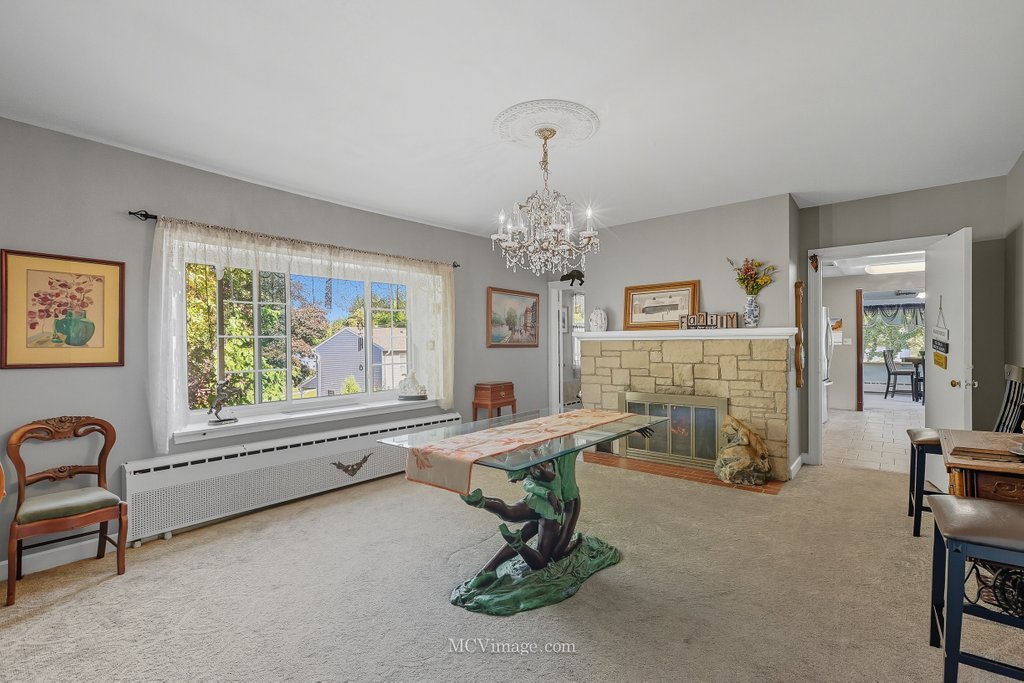 814 S Washington Street, Lockport, IL 60441