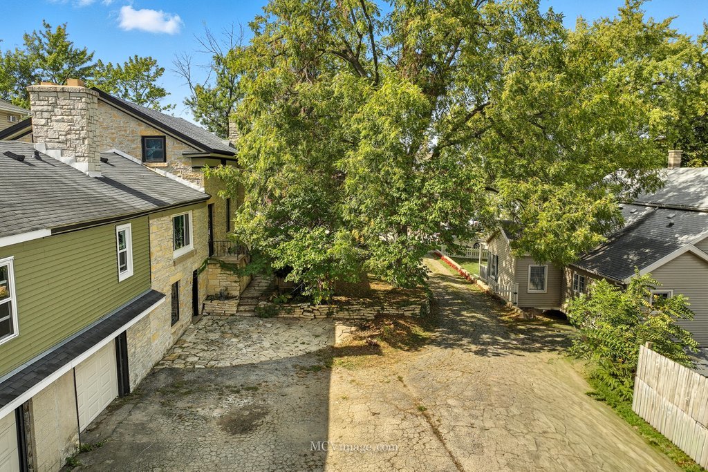 814 S Washington Street, Lockport, IL 60441