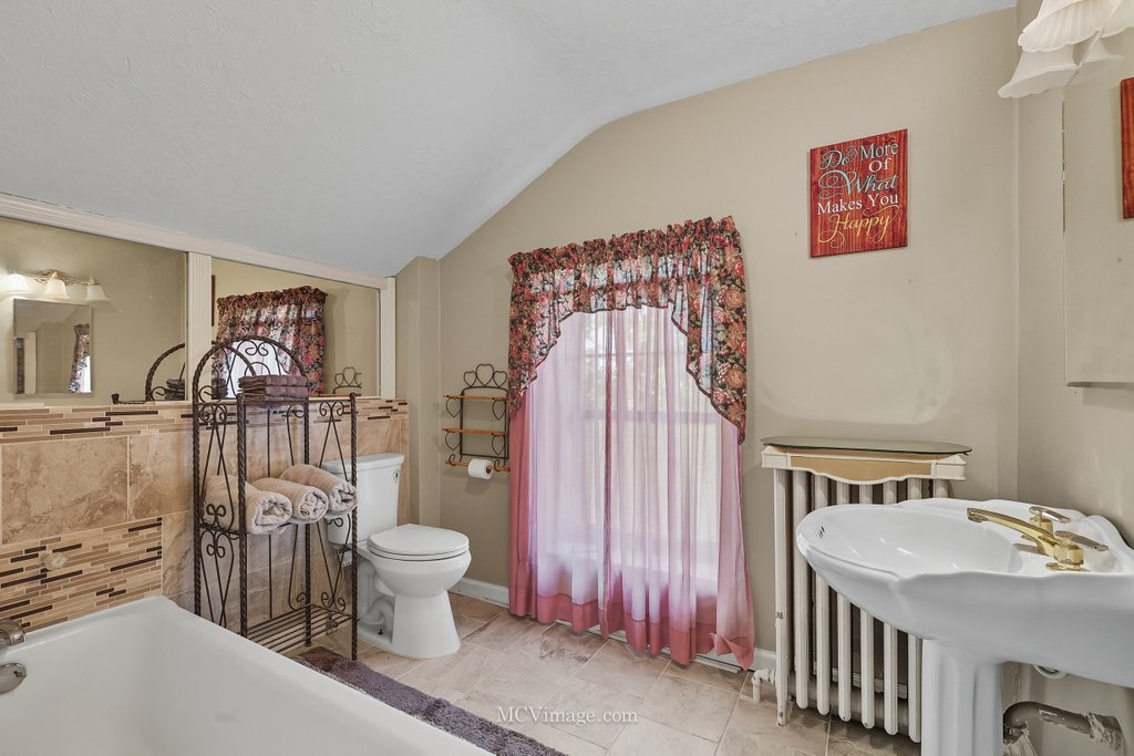 814 S Washington Street, Lockport, IL 60441