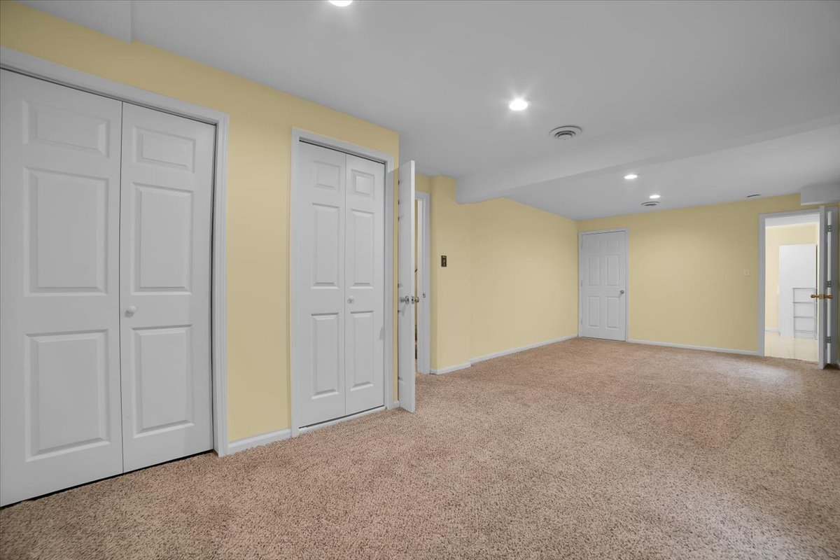 3319 Fairmont Avenue, Naperville, IL 60564