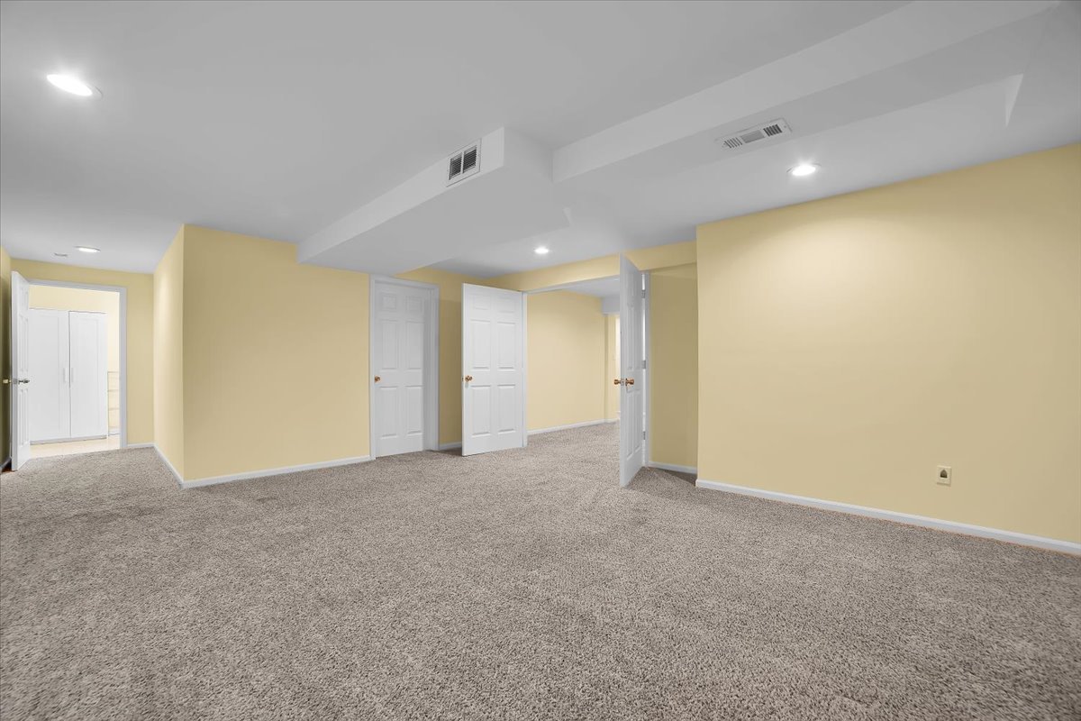 3319 Fairmont Avenue, Naperville, IL 60564
