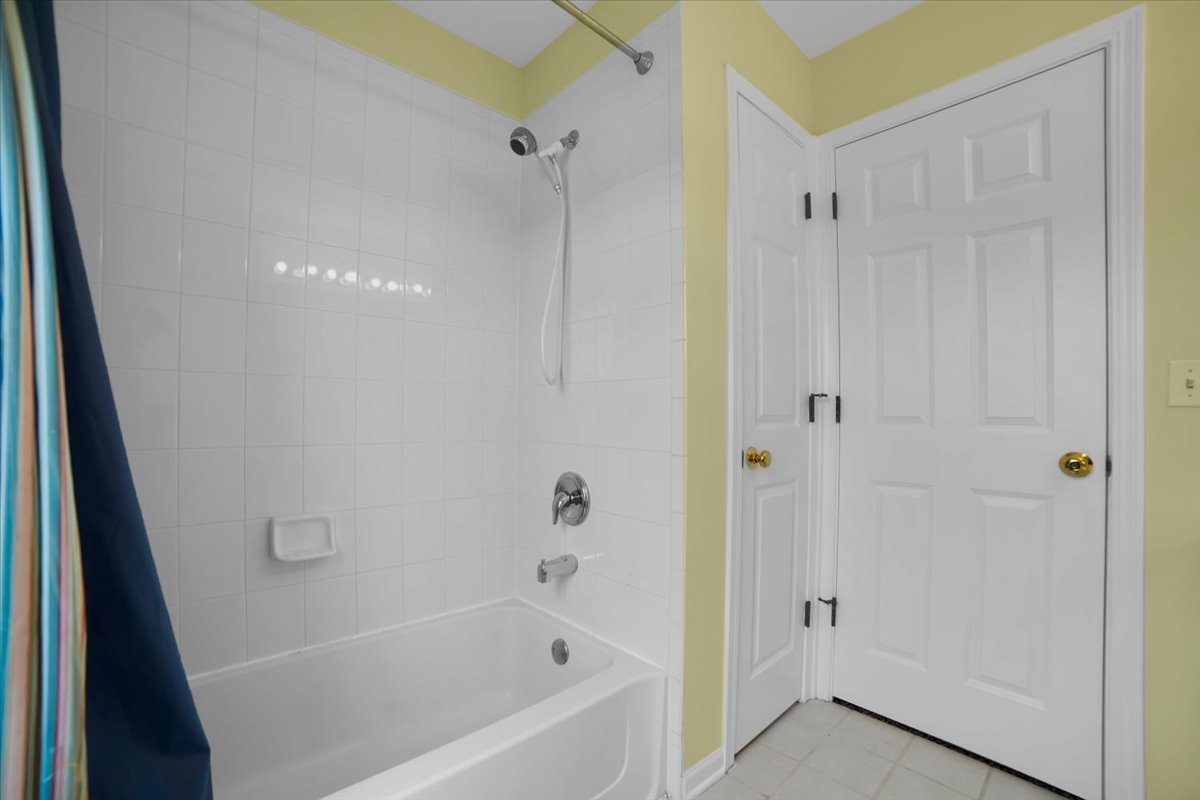 3319 Fairmont Avenue, Naperville, IL 60564