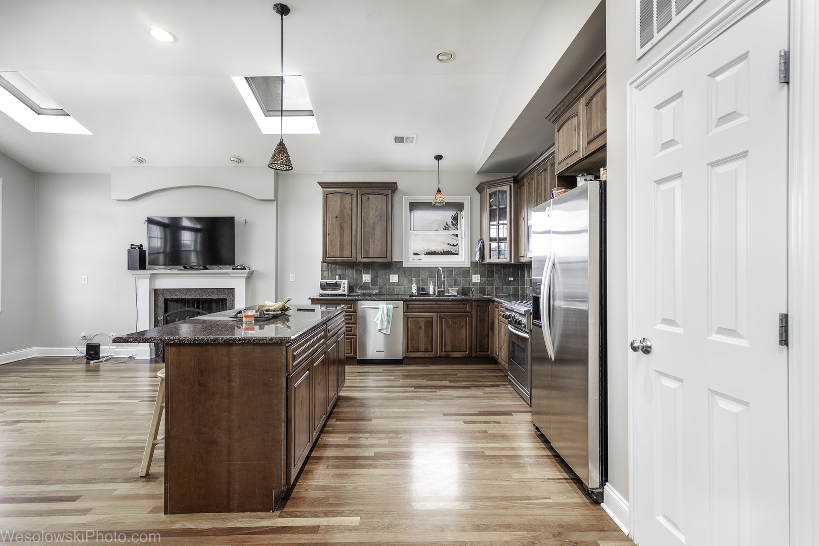 6140 W Gunnison Street #3, Chicago, IL 60630