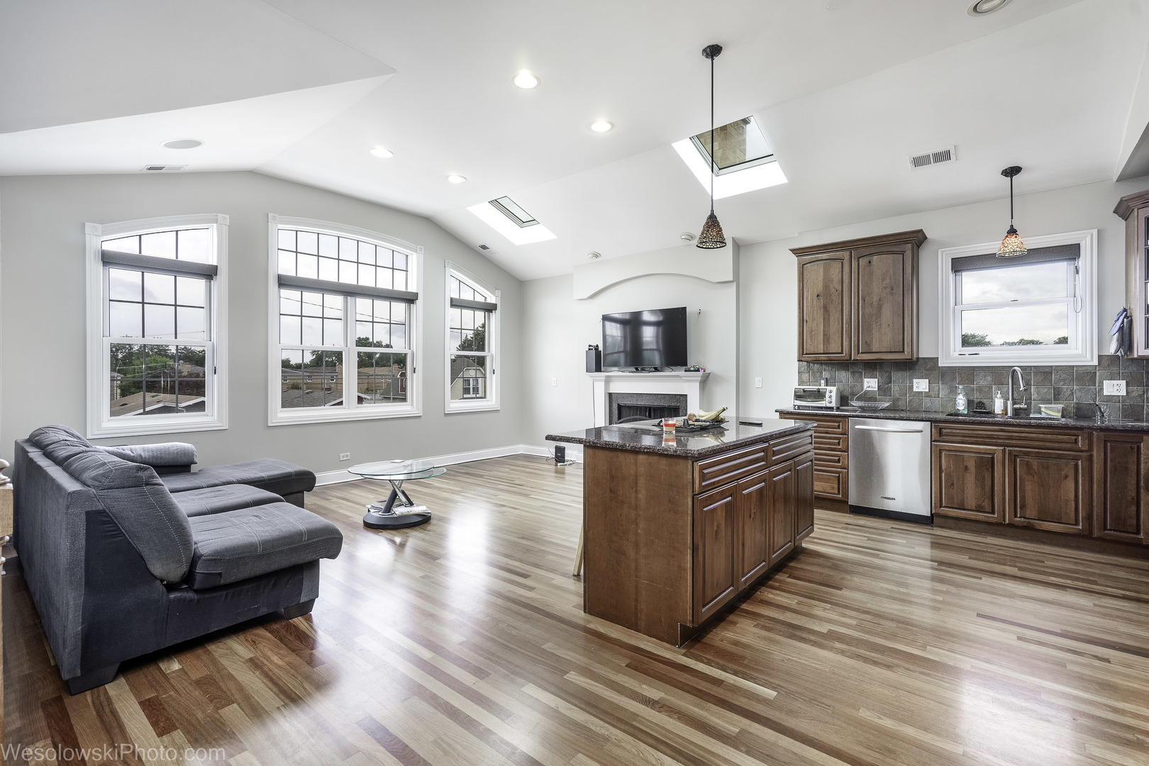 6140 W Gunnison Street #3, Chicago, IL 60630