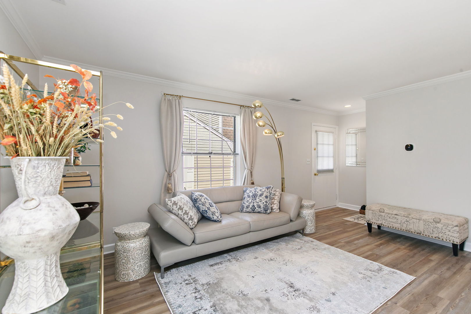 1605 Woodcutter Lane #A, Wheaton, IL 60189