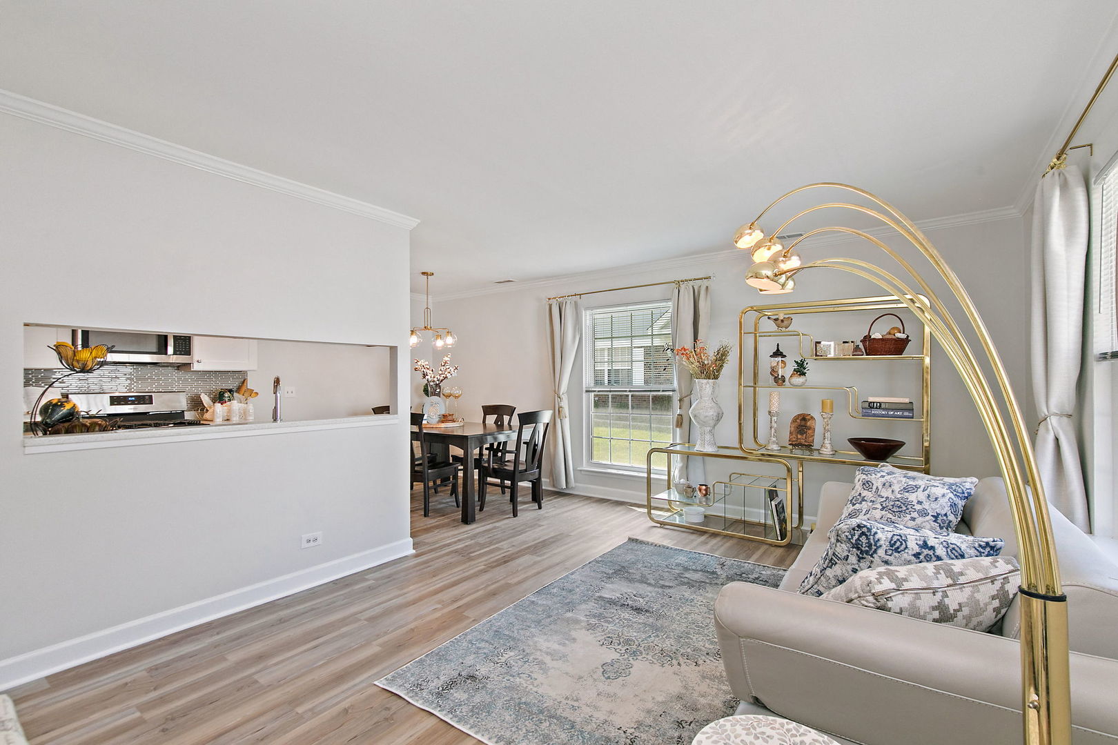 1605 Woodcutter Lane #A, Wheaton, IL 60189
