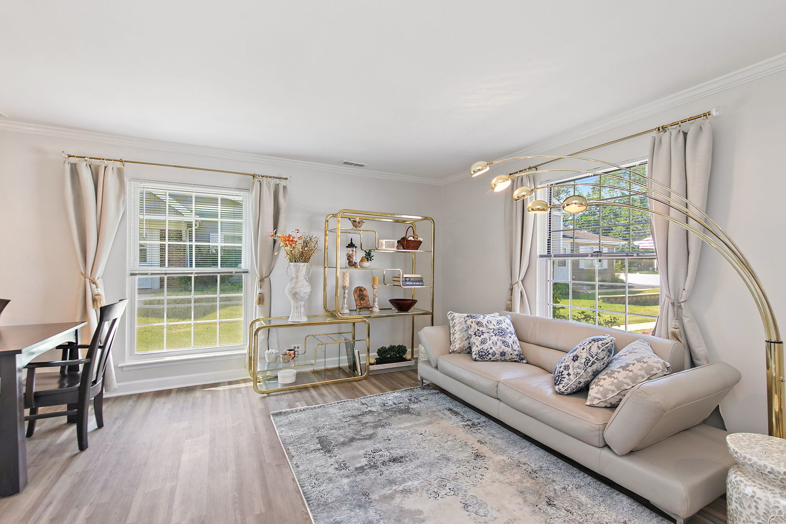 1605 Woodcutter Lane #A, Wheaton, IL 60189