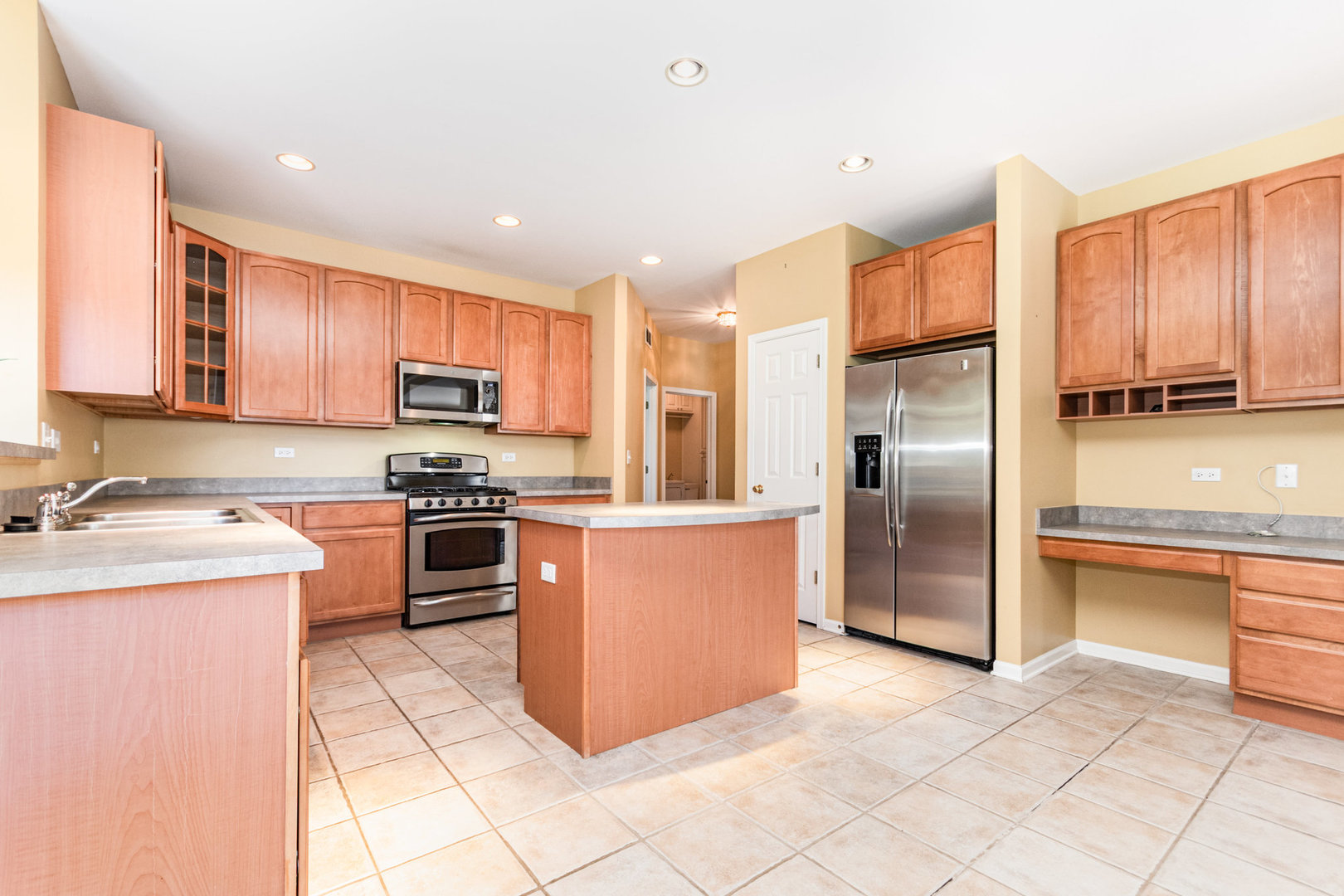 2189 Fescue Drive, Aurora, IL 60504