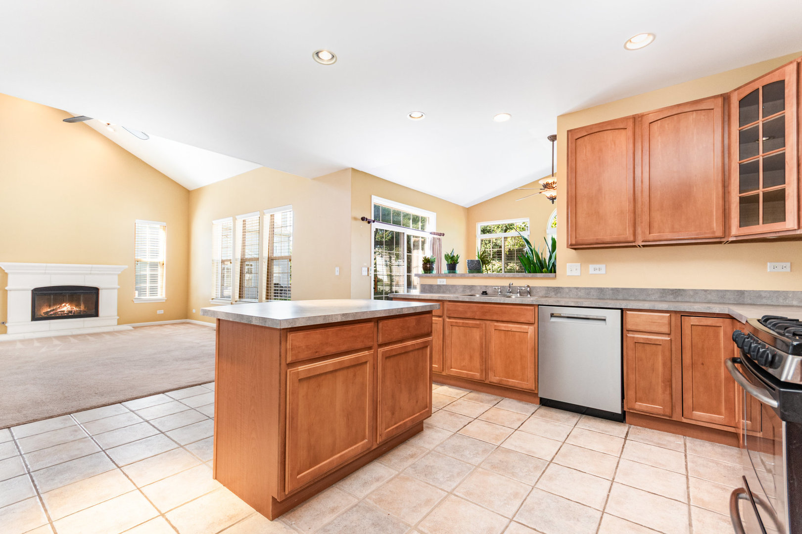 2189 Fescue Drive, Aurora, IL 60504