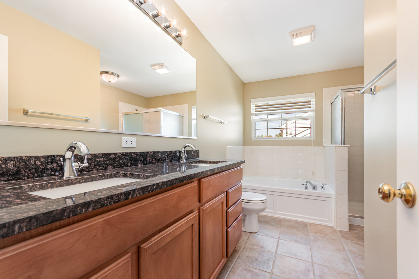 2189 Fescue Drive, Aurora, IL 60504