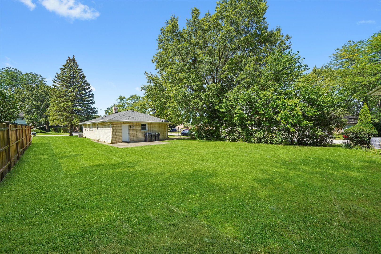 615 E 156th Place, South Holland, IL 60473