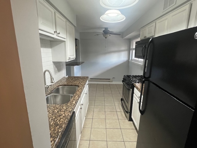 1910 W Hatherleigh Court #2A, Mount Prospect, IL 60056