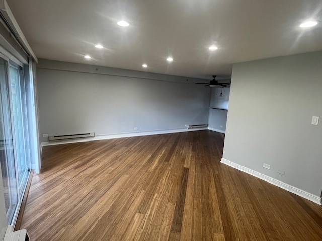 1910 W Hatherleigh Court #2A, Mount Prospect, IL 60056