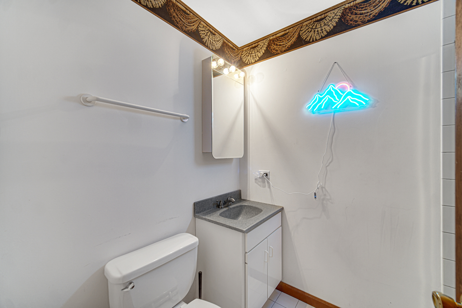 316 Morningside Drive #A, Bloomingdale, IL 60108