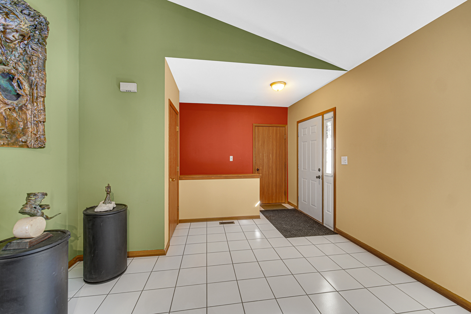 316 Morningside Drive #A, Bloomingdale, IL 60108
