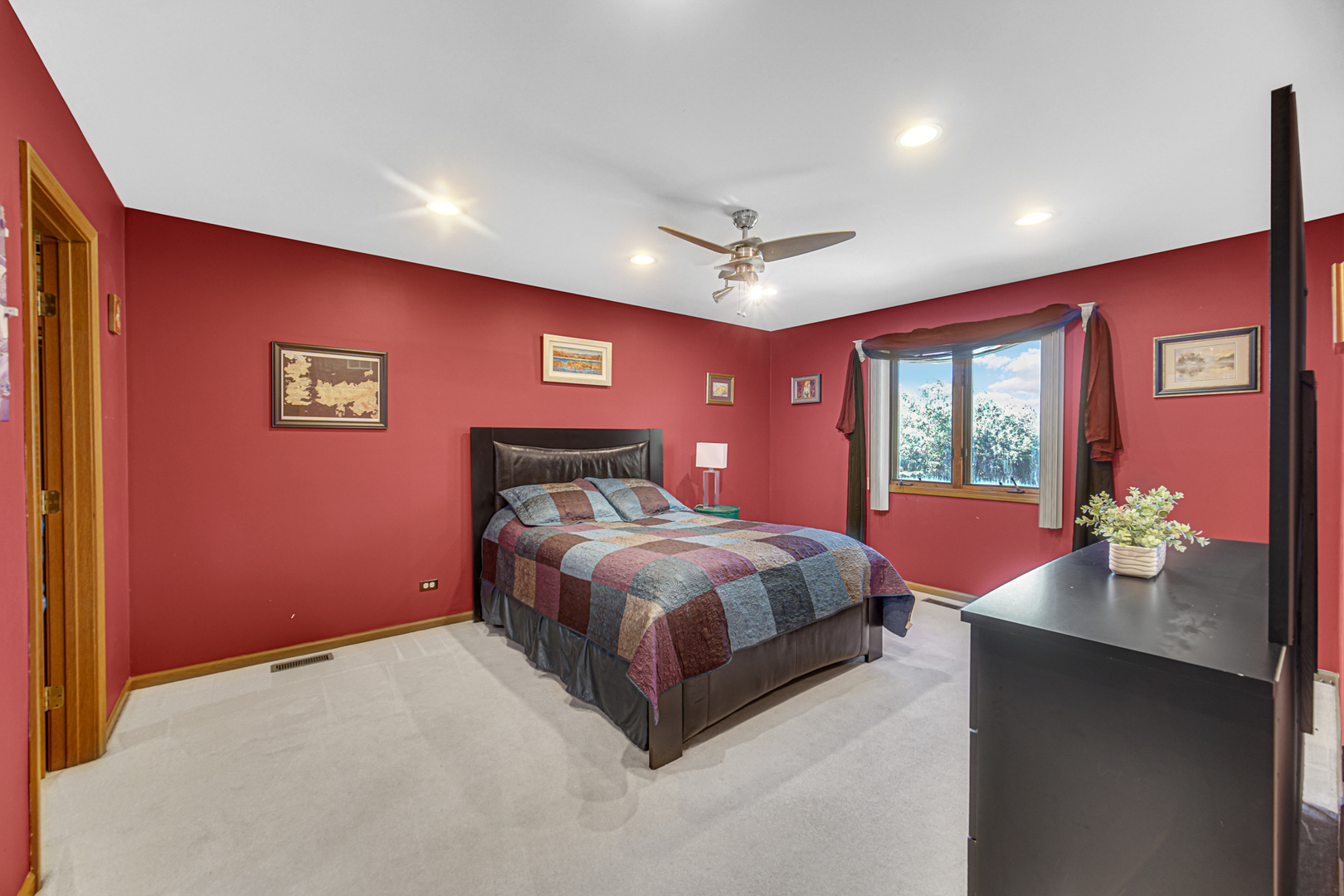 316 Morningside Drive #A, Bloomingdale, IL 60108