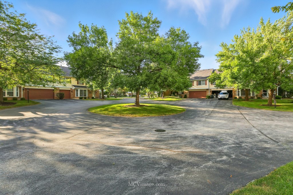 10015 Cambridge Drive, Mokena, IL 60448
