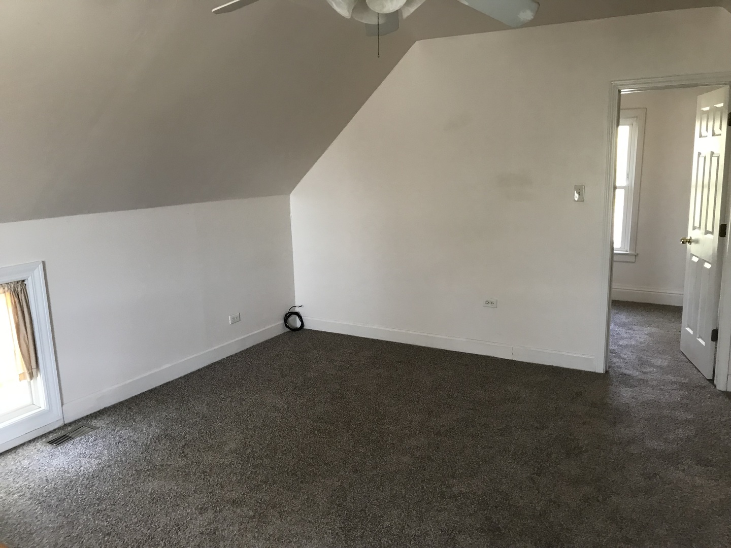 8834 Burlington Avenue #8834, Brookfield, IL 60513