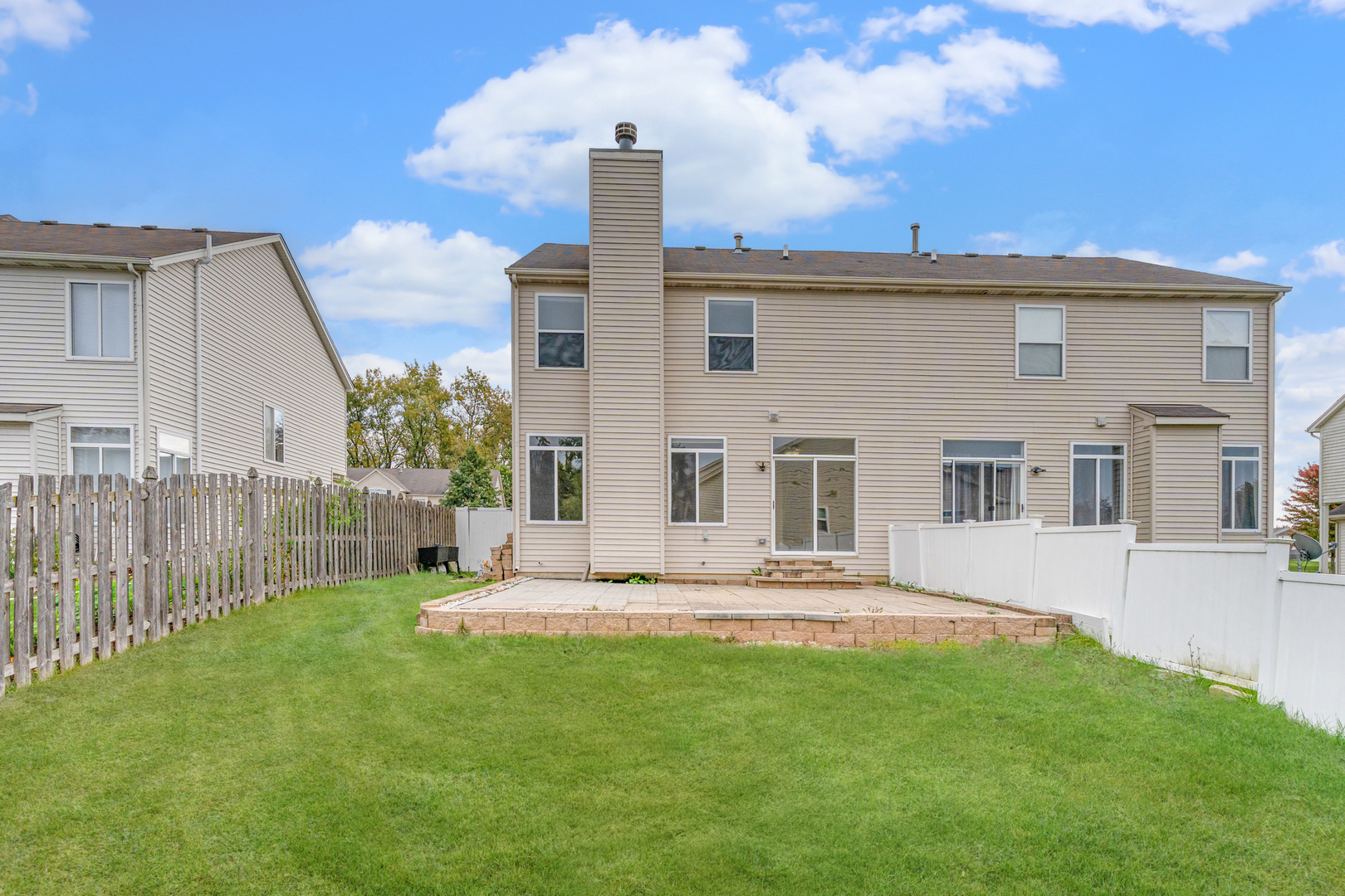 1525 Peachtree Lane #2, Lockport, IL 60441