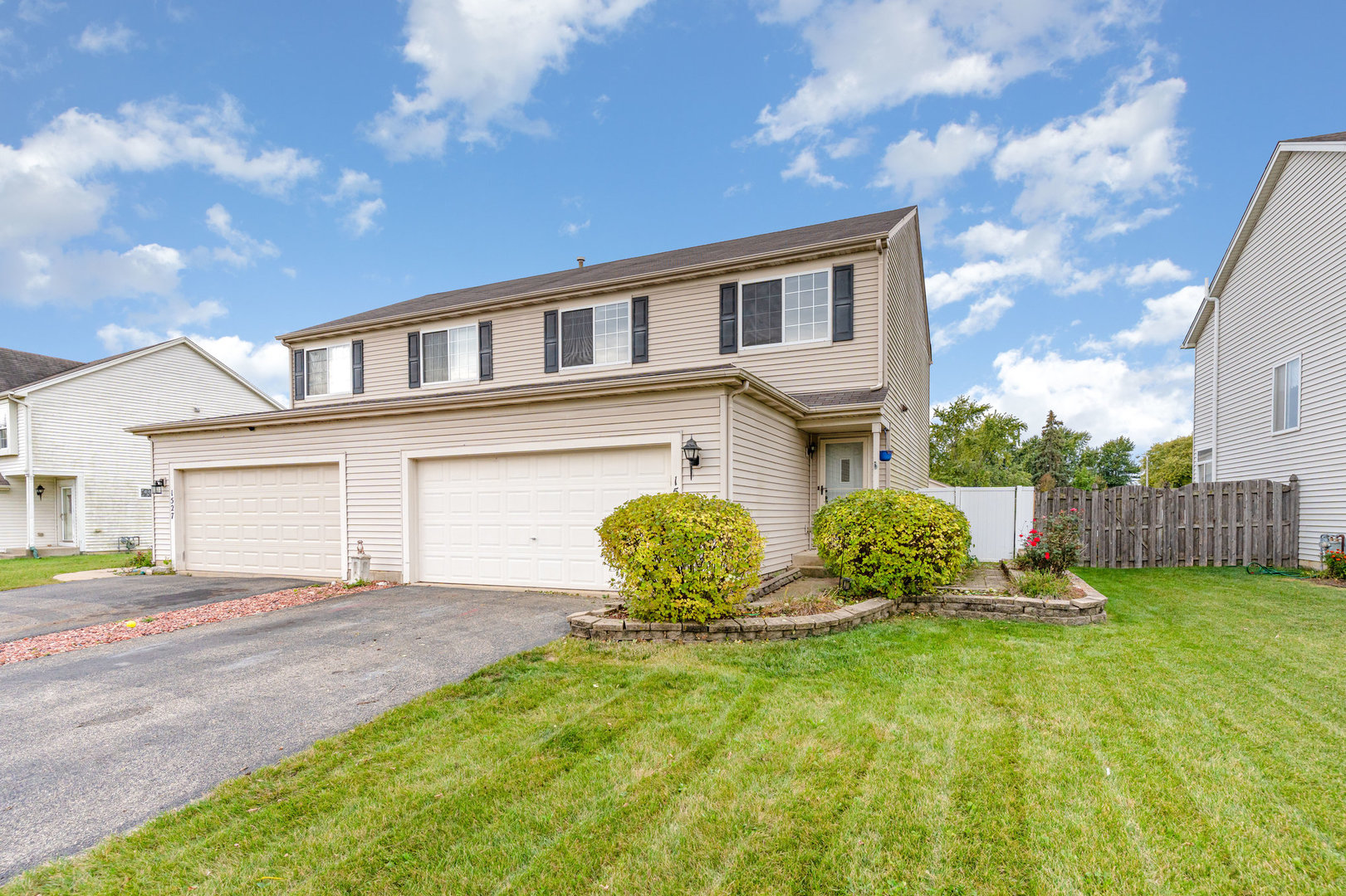 1525 Peachtree Lane #2, Lockport, IL 60441