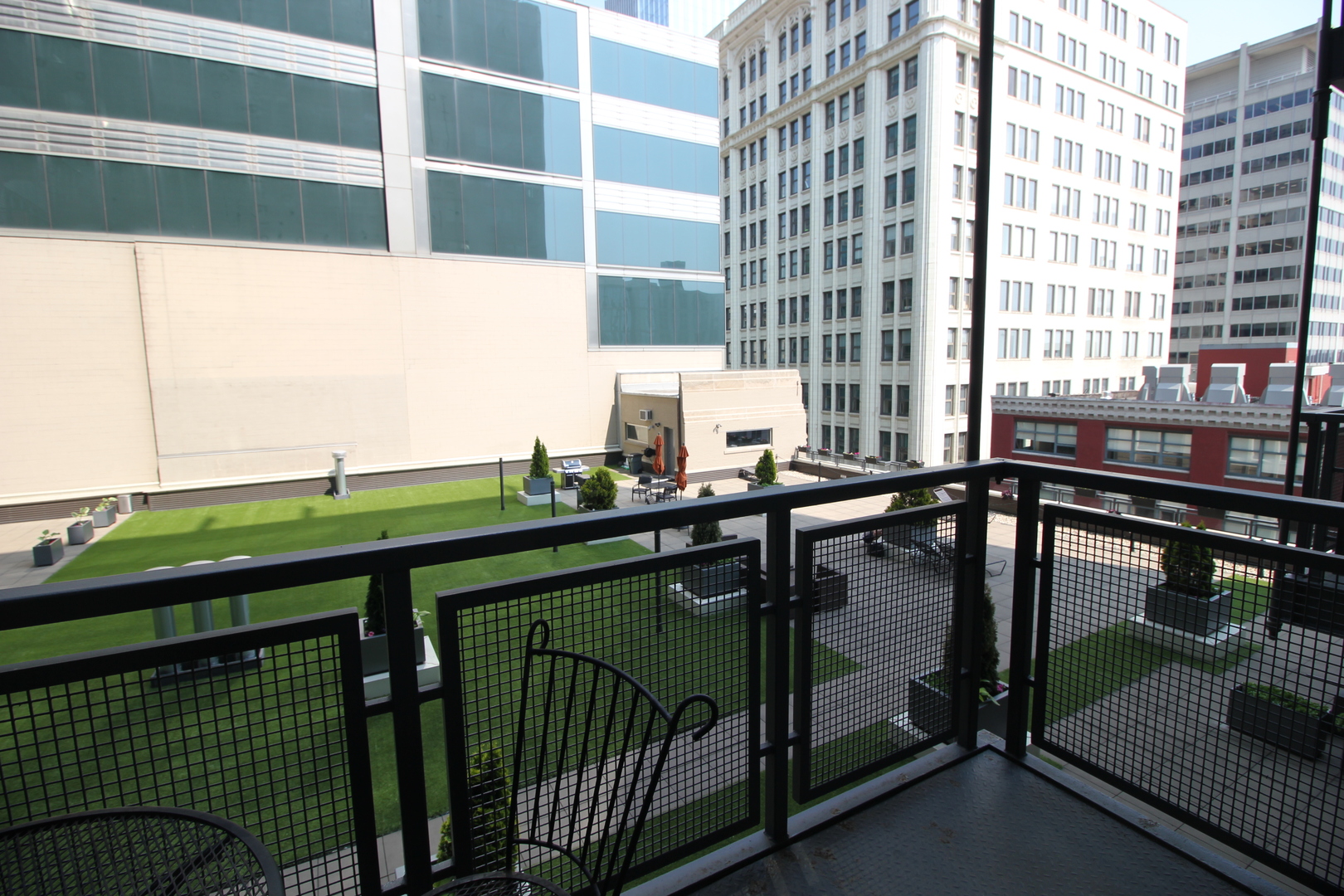 565 W Quincy Street #912, Chicago, IL 60661