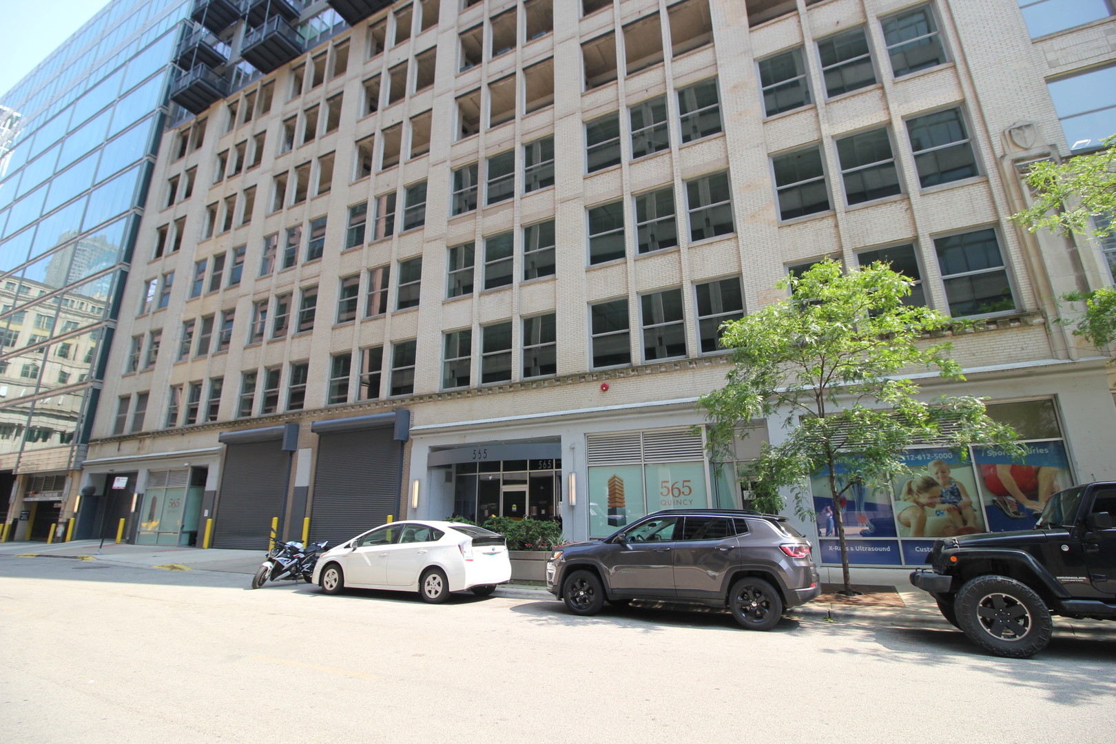 565 W Quincy Street #912, Chicago, IL 60661