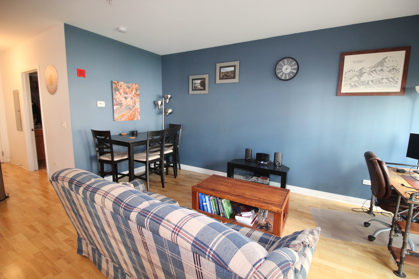 565 W Quincy Street #912, Chicago, IL 60661