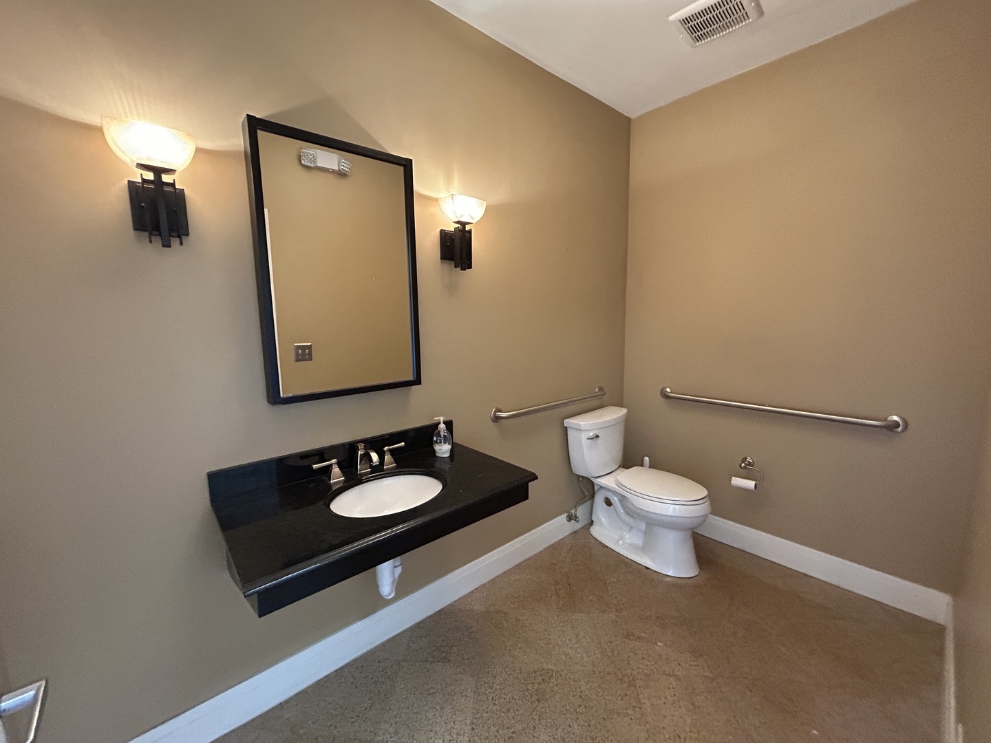 819 Burlington Avenue, Western Springs, IL 60558