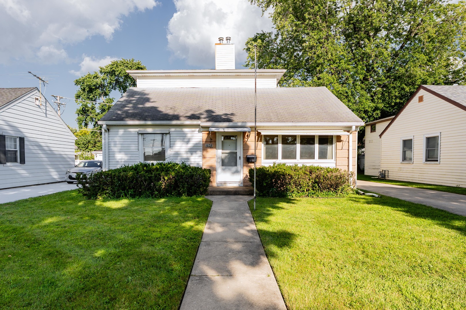 1535 Beach Avenue, La Grange Park, IL 60526