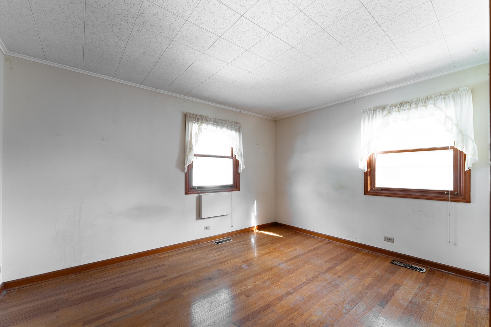 1535 Beach Avenue, La Grange Park, IL 60526