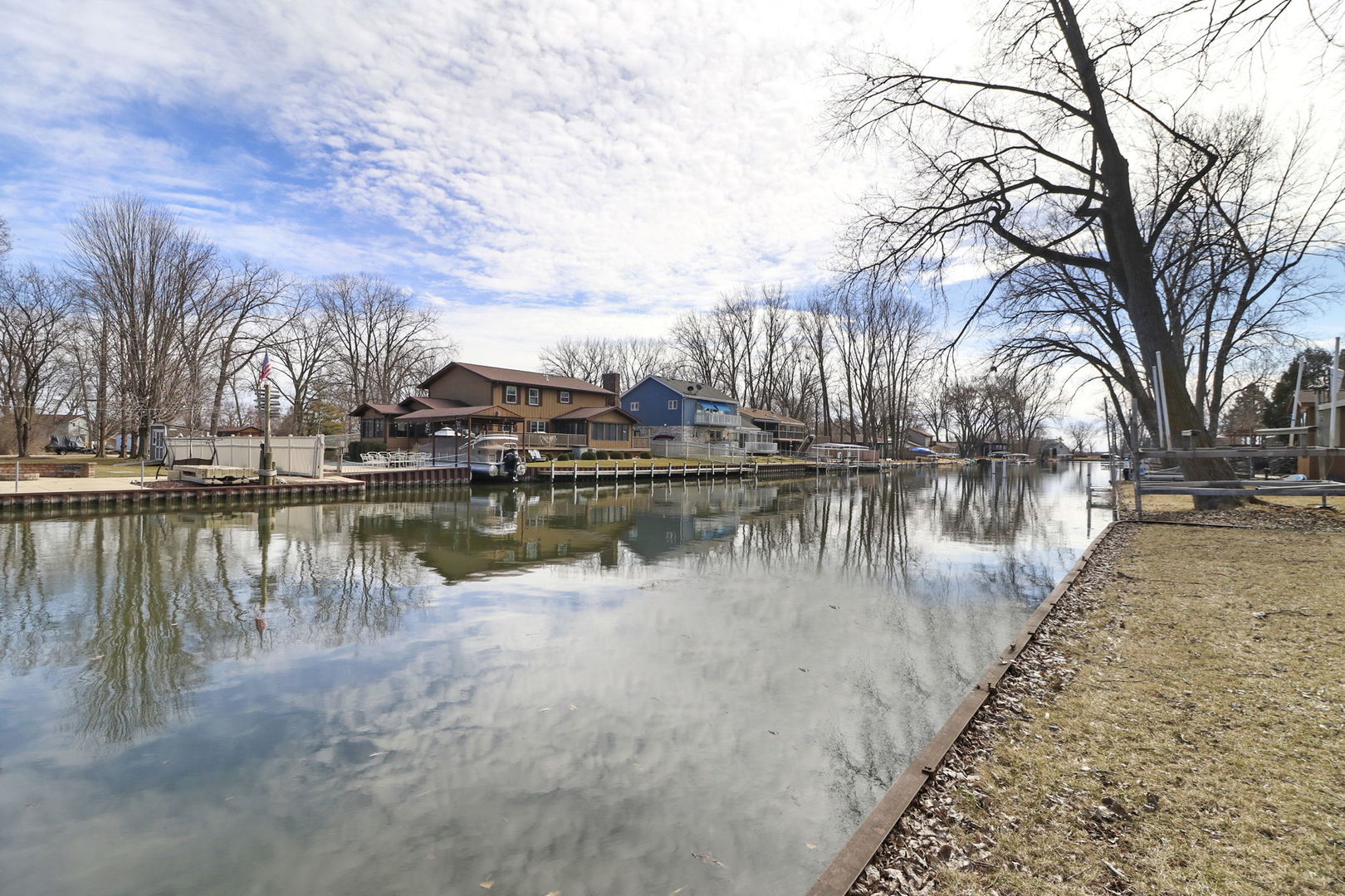 609 Monterrey Terrace, McHenry, IL 60050