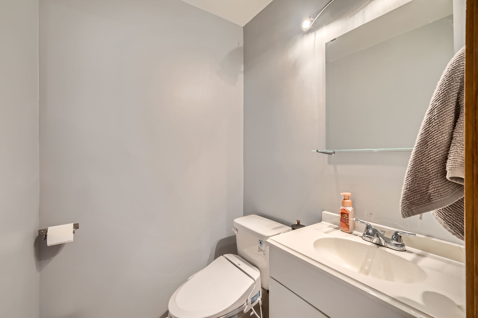 953 N Rohlwing Road #201A, Addison, IL 60101