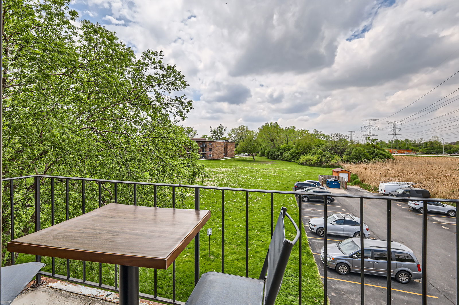 953 N Rohlwing Road #201A, Addison, IL 60101