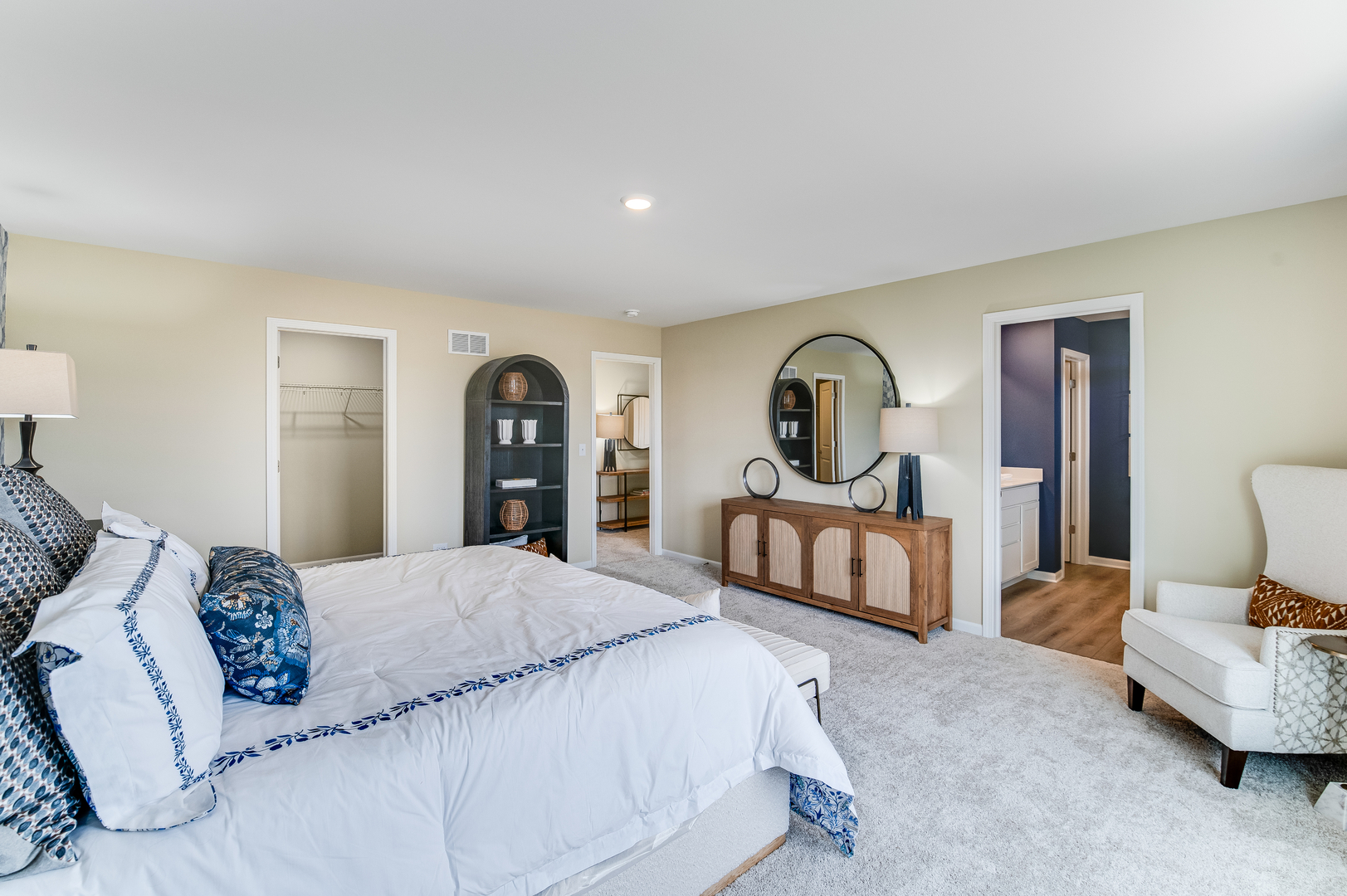 2424 Alan Dale Lane, Yorkville, IL 60560