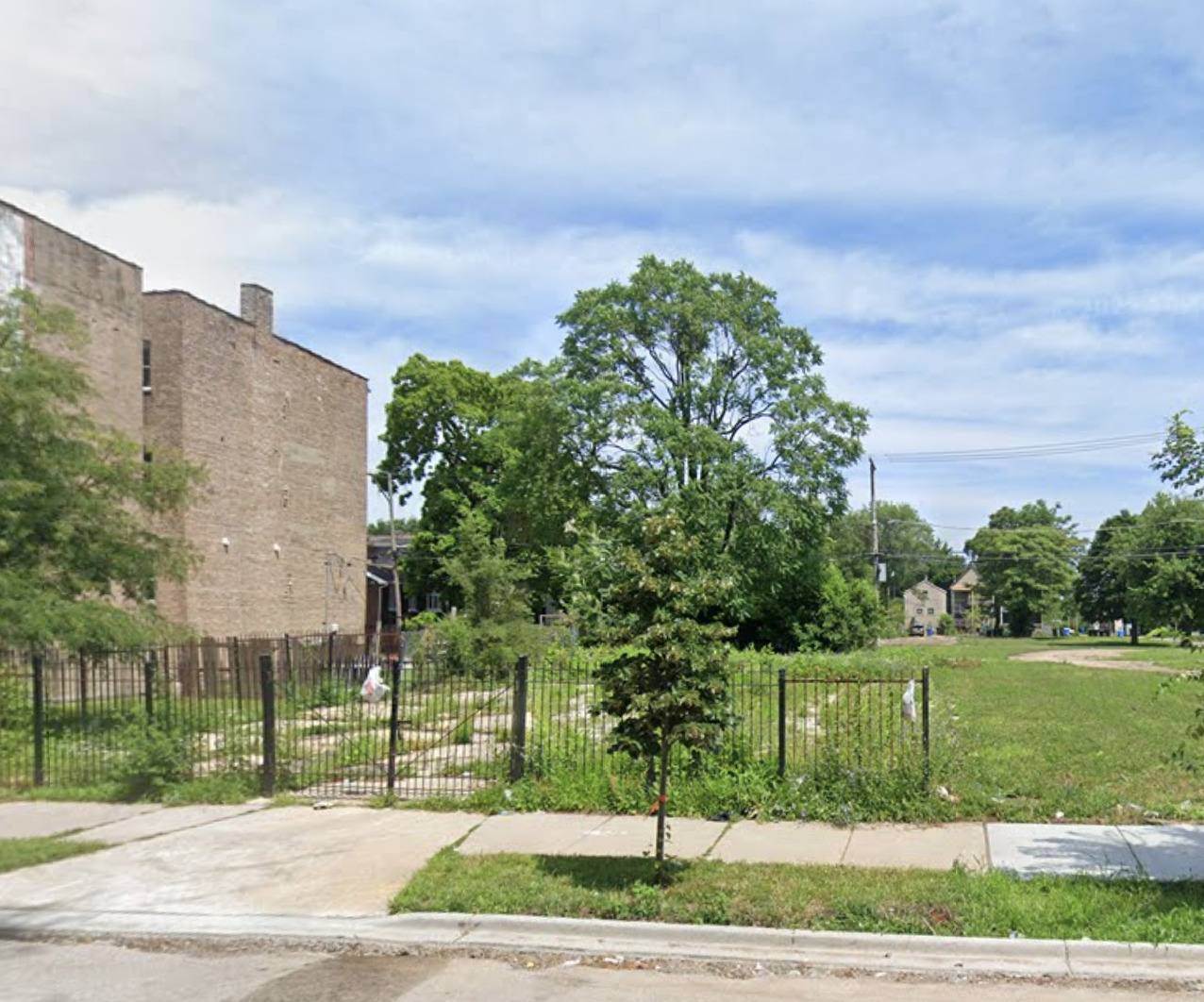 824 W Garfield Boulevard, Chicago, IL 60609
