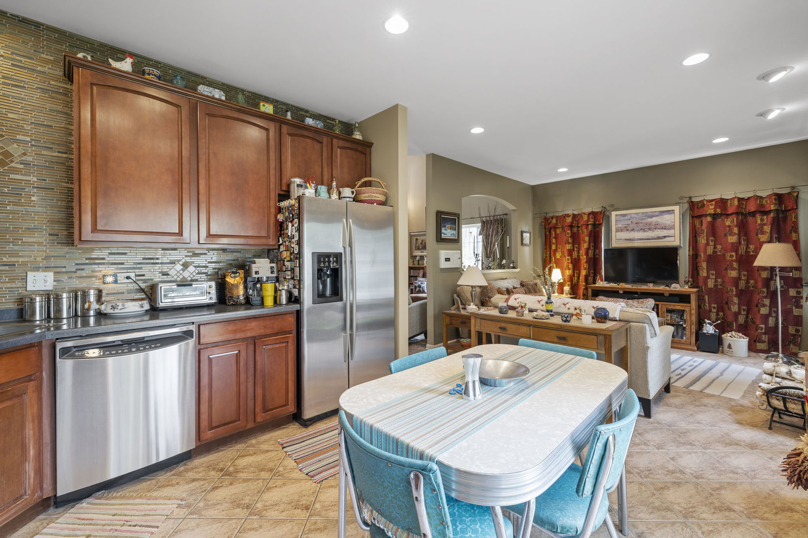 17612 S Gilbert Drive, Lockport, IL 60441