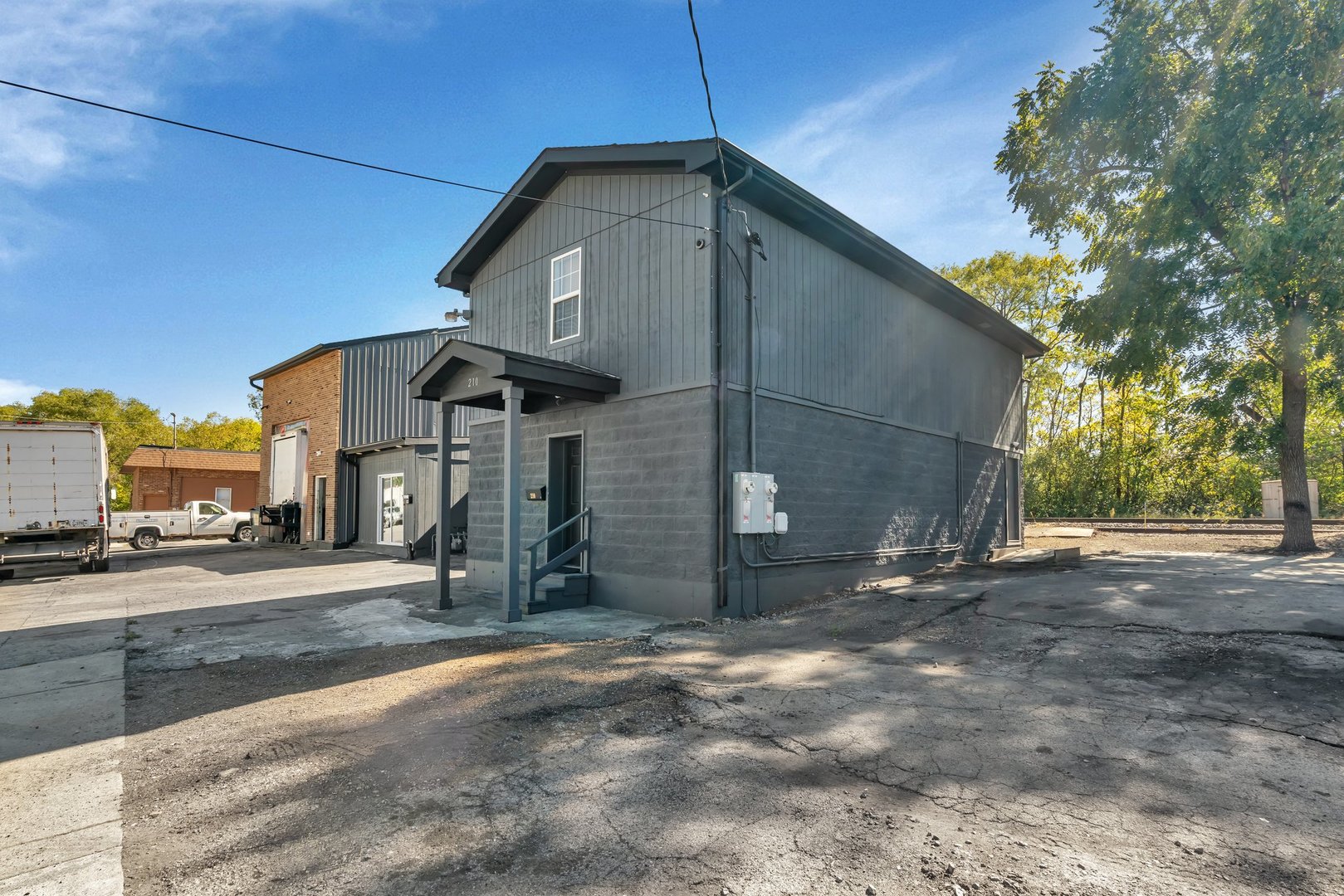 210 Moen Avenue, Rockdale, IL 60436