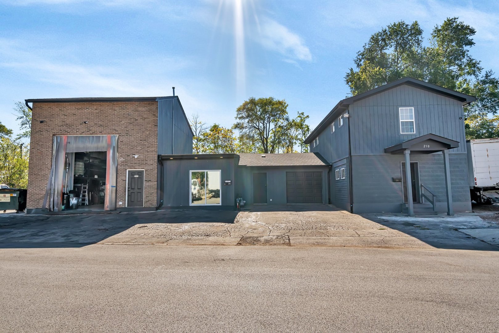 210 Moen Avenue, Rockdale, IL 60436