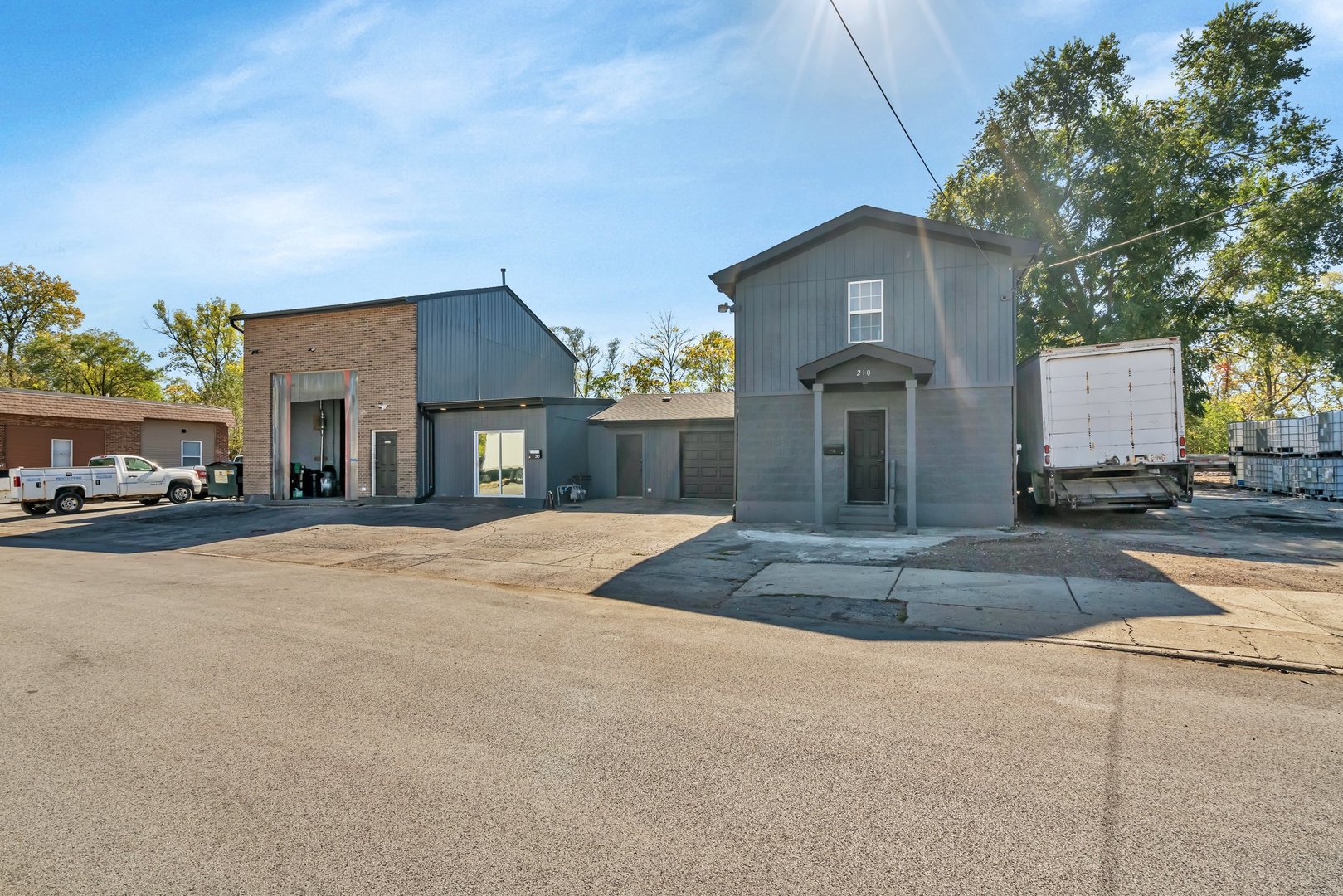 210 Moen Avenue, Rockdale, IL 60436
