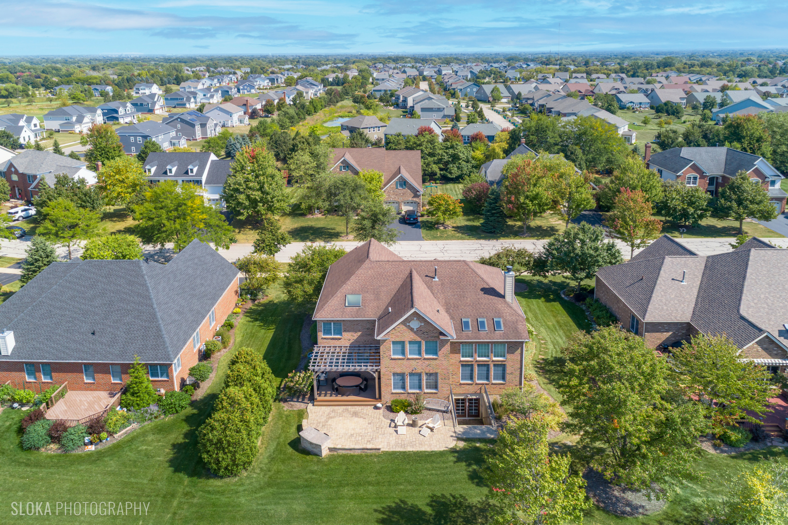 59 Tournament Drive, Hawthorn Woods, IL 60047