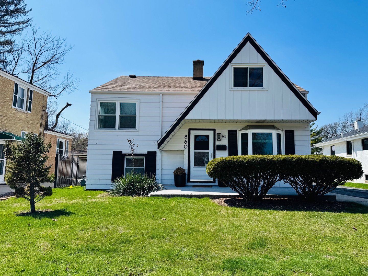 860 S Spring Road, Elmhurst, IL 60126