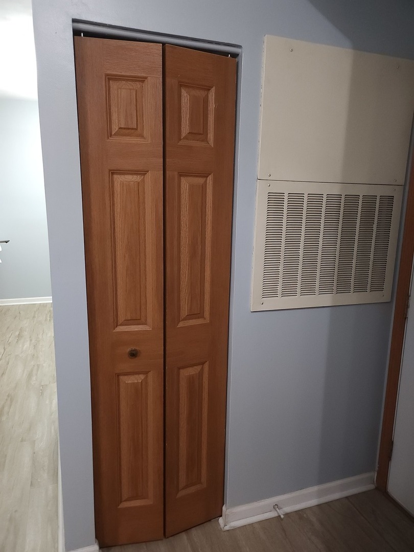 316 E Victoria Circle #316, North Aurora, IL 60542