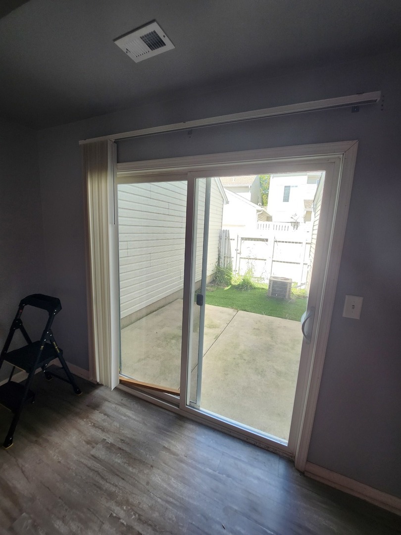 316 E Victoria Circle #316, North Aurora, IL 60542