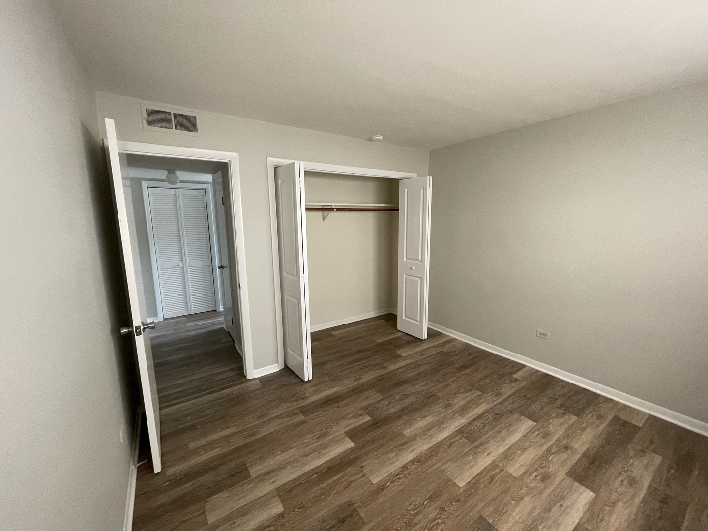 2132 N Harlem Avenue #1C, Elmwood Park, IL 60707