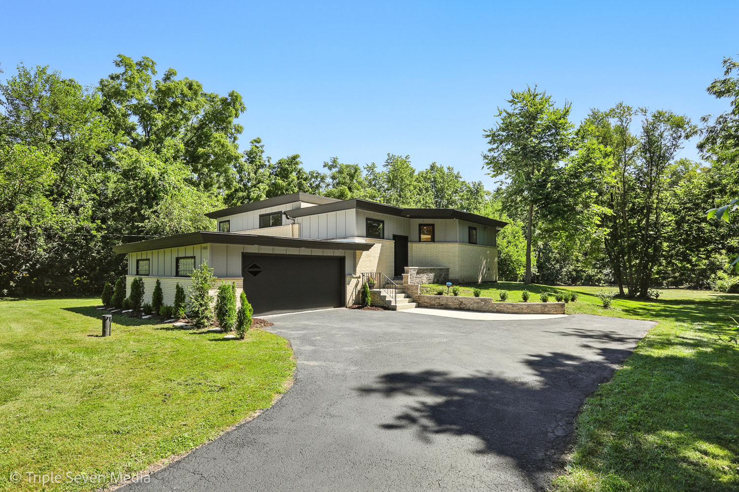 18801 Ruth Drive, Mokena, IL 60448